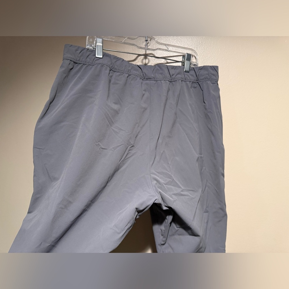 NOBULL Men’s Micro Ripstop Track Pants - Picture 7 of 9